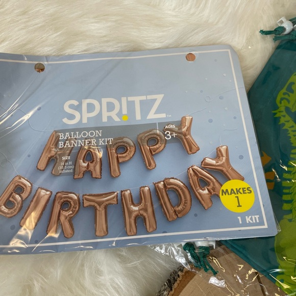 Dinosaur Birthday Party Favors Decorations - Picture 8 of 9